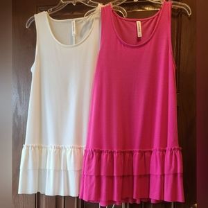 2 Flowy Premium Tanks